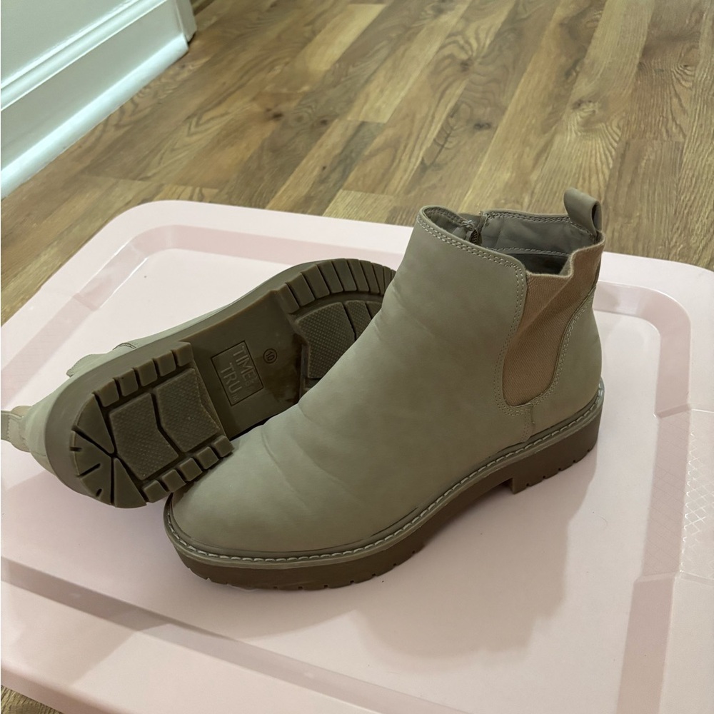 Time and Tru Women's Taupe Ankle Booties